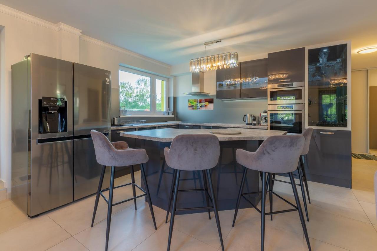 Admiral Luxury IV Apartman By Bltn Leilighet Siófok Eksteriør bilde