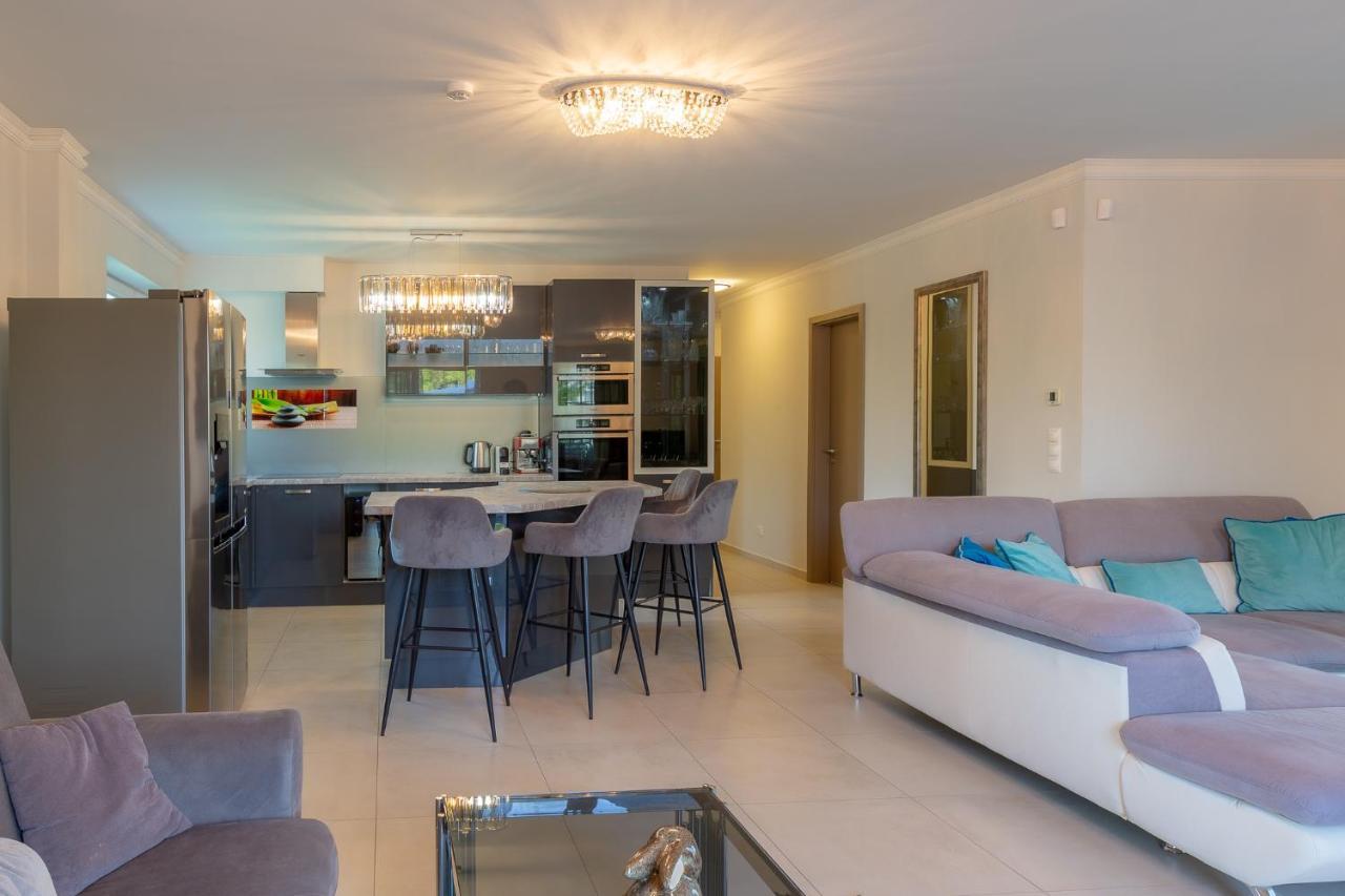 Admiral Luxury IV Apartman By Bltn Leilighet Siófok Eksteriør bilde