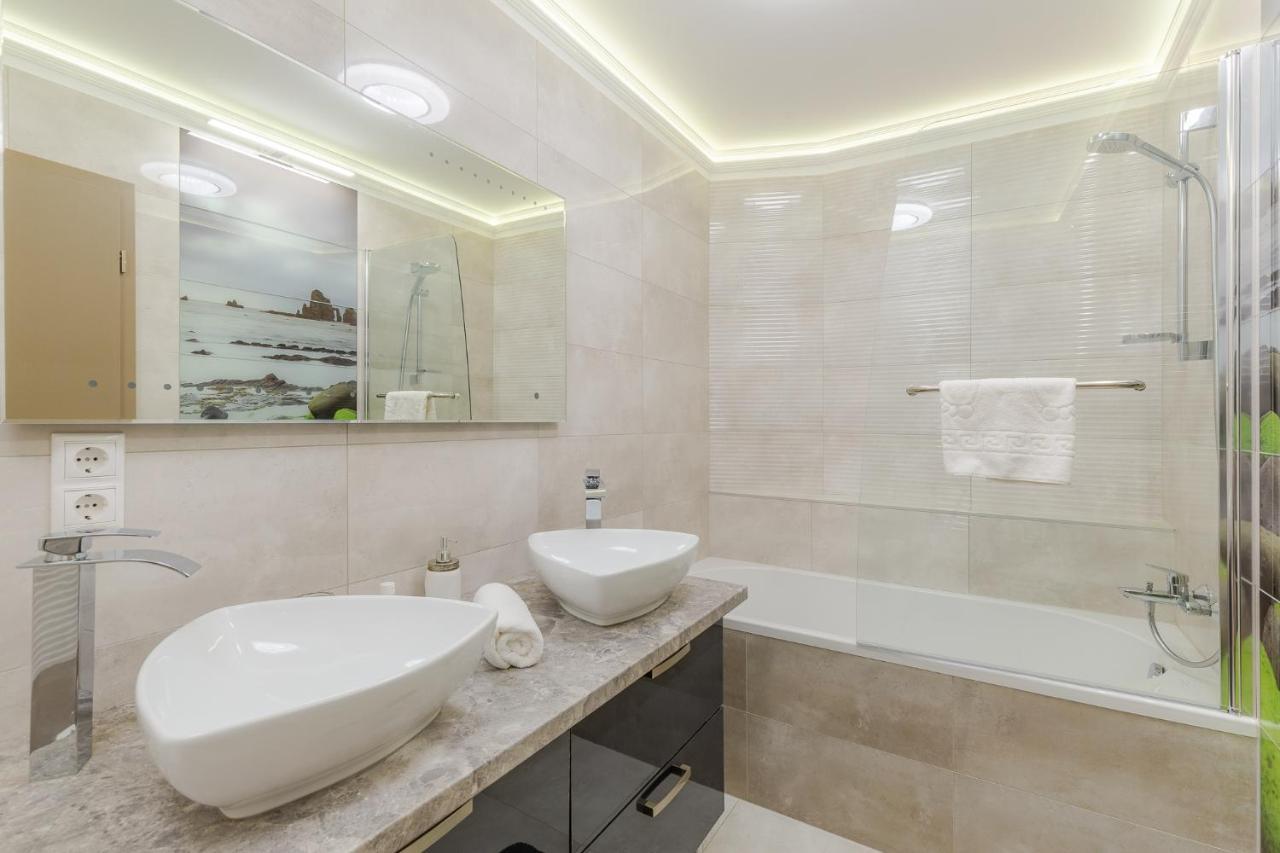 Admiral Luxury IV Apartman By Bltn Leilighet Siófok Eksteriør bilde